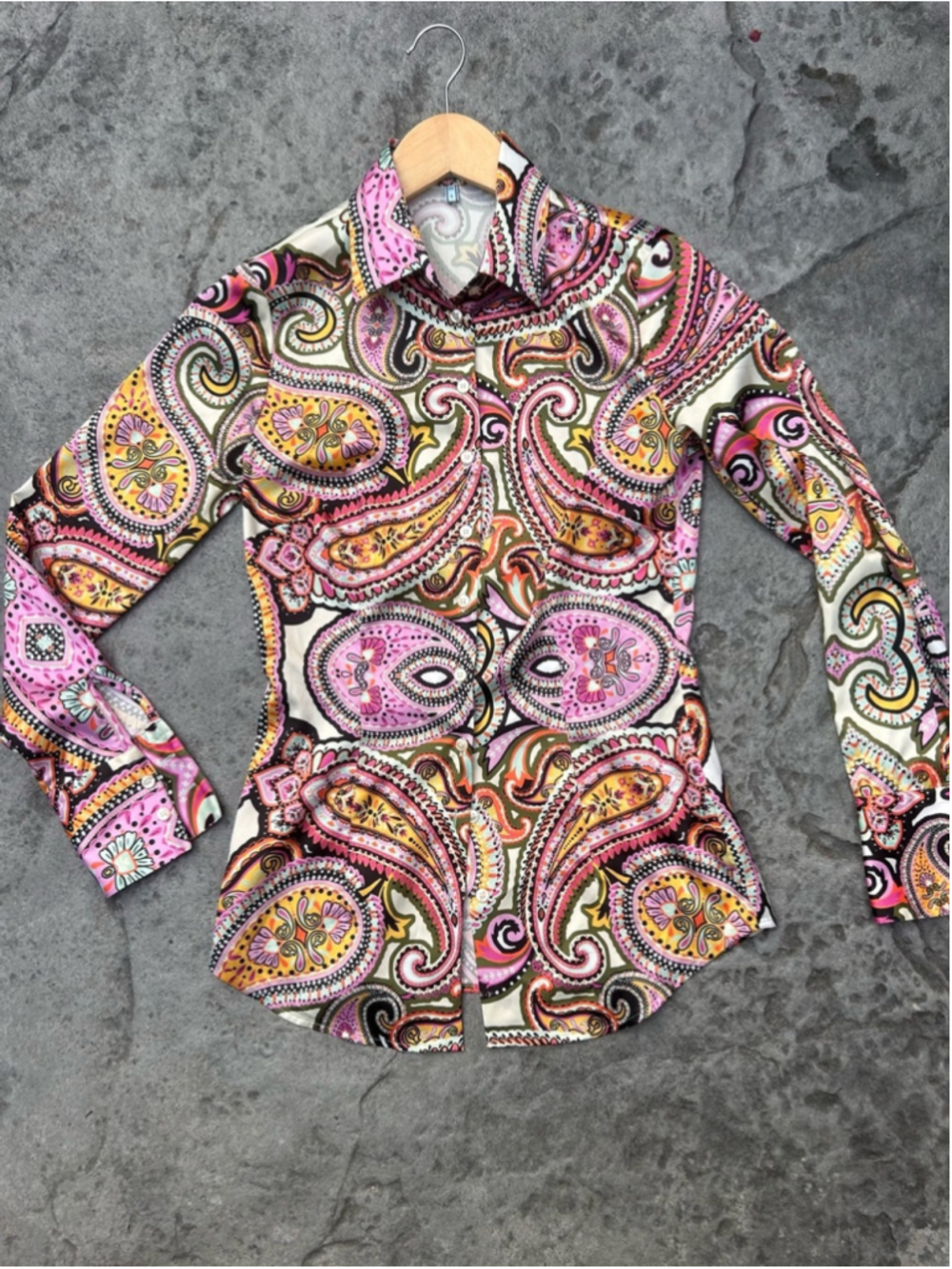 Hawes & Curtis Fitted Paisley Print Stretch Button Down Shirt - Picture 2 of 6